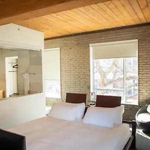 hotel-ocho.niagara-fallshotels.com/